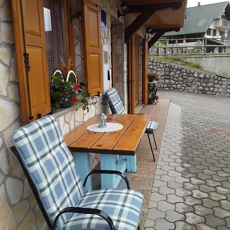 Apartment Studio Apartman Betula *